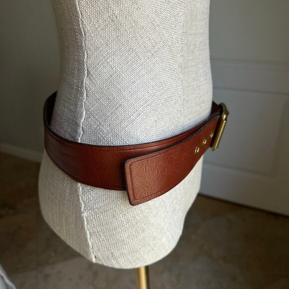 Banana Republic Genuine Leather, Brass Buckle Belt - Picture 3 of 7